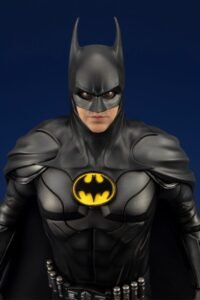 Figura de Batman en The Flash Movie de DC Comics línea ARTFX por Kotobukiya - Imagen 12
