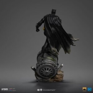 Figura Deluxe Batman (Black Version Exclusive) por Iron Studios - Imagen 5