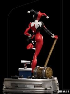 Figura de Harley Quinn en Batman The Animated Series por Iron Studios - Imagen 4