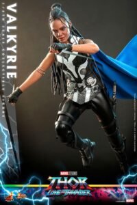 Figura articulada de Valquiria en Thor: Love and Thunder por Hot Toys - Imagen 6