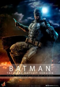 Figura articulada de Batman (Versión Traje Táctico) en La Liga de la Justicia de Zack Snyder por Hot Toys - Imagen 2