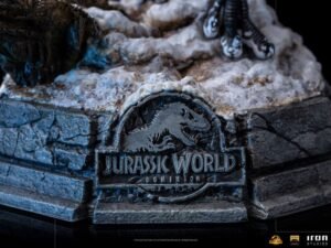 Figura Deluxe Art Scale de Blue y Beta en Jurassic World Dominion por Iron Studios - Imagen 7