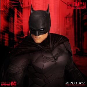 Figura articulada de Batman en The Batman por Mezco Toys - Imagen 8