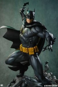 Figura de Batman (Black and Gray Edition) en DC Comics por Tweeterhead - Imagen 4