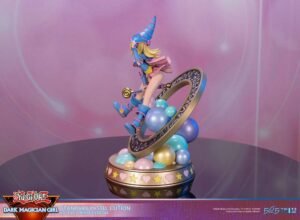Estatua de Dark Magician Girl Standard Pastel Edition en Yu-Gi-Oh! por First 4 Figures - Imagen 9