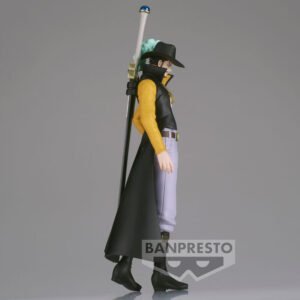 Figura The Shukko de Dracule Mihawk en One Piece por Banpresto - Imagen 3