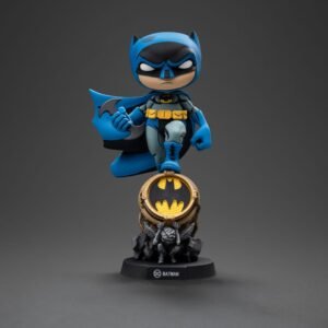 Minifigura Mini Co. de Batman sobre la Batseñal (versión azul) en DC Comics por Iron Studios - Imagen 2