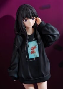 Estatua PVC 1/7 Oversized Sweatshirt Ver. de Takina Inoue en Lycoris Recoil por Phat! - Imagen 8