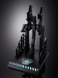 Figura Metal Build Diecast de EVA-01 con la Lanza de Gaius en Evangelion por Bandai Tamashii Nations - Imagen 5