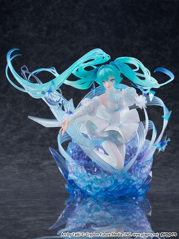 Estatua PVC 1/7 de Hatsune Miku Crystal Dress Ver. en Hatsune Miku por CyberZ
