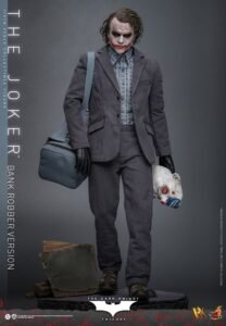 Figura DX 1/6 The Joker Versión Atraco al banco en El Caballero Oscuro por Hot Toys - Imagen 9