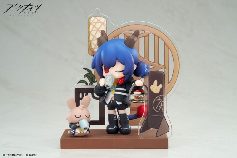 Estatua PVC Mini Series Would You Like A Dessert? de Ch'en en Arknights por APEX