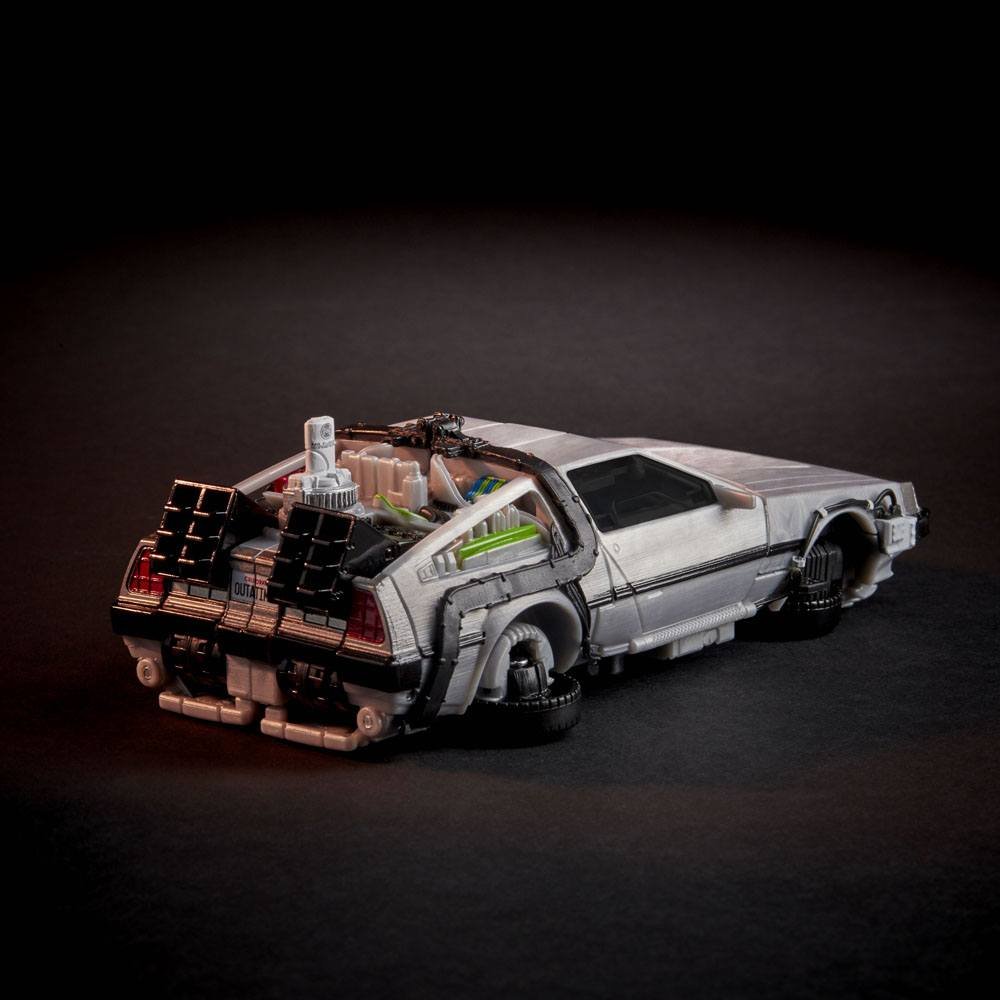 Figura Delorian de Gigawatt en Transformers x Regreso al Futuro por Hasbro - Imagen 5