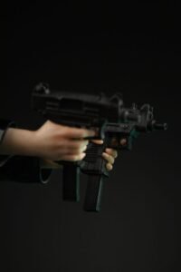 Estatua 1/10 Art Scale de Trinity en The Matrix por Iron Studios - Imagen 8