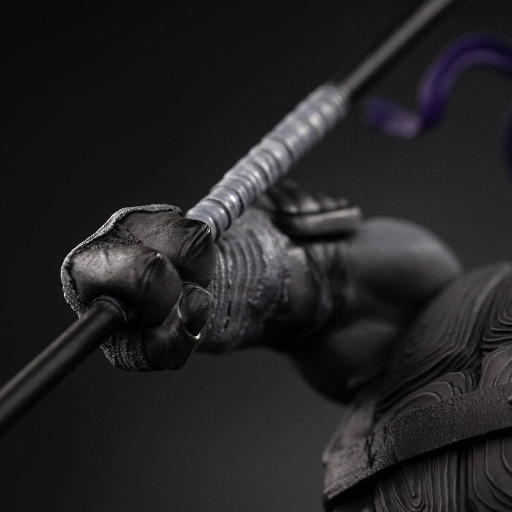 Estatua 1/10 Art Scale Black and White Variant de Donatello en Tortugas Ninja por Iron Studios - Imagen 6