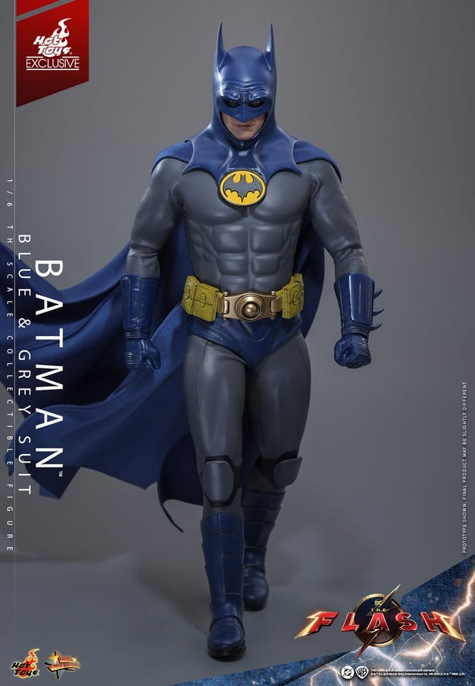 Figura Movie Masterpiece 1/6 de Batman (Blue & Grey Suit - Edición Limitada) en The Flash por Hot Toys - Imagen 9