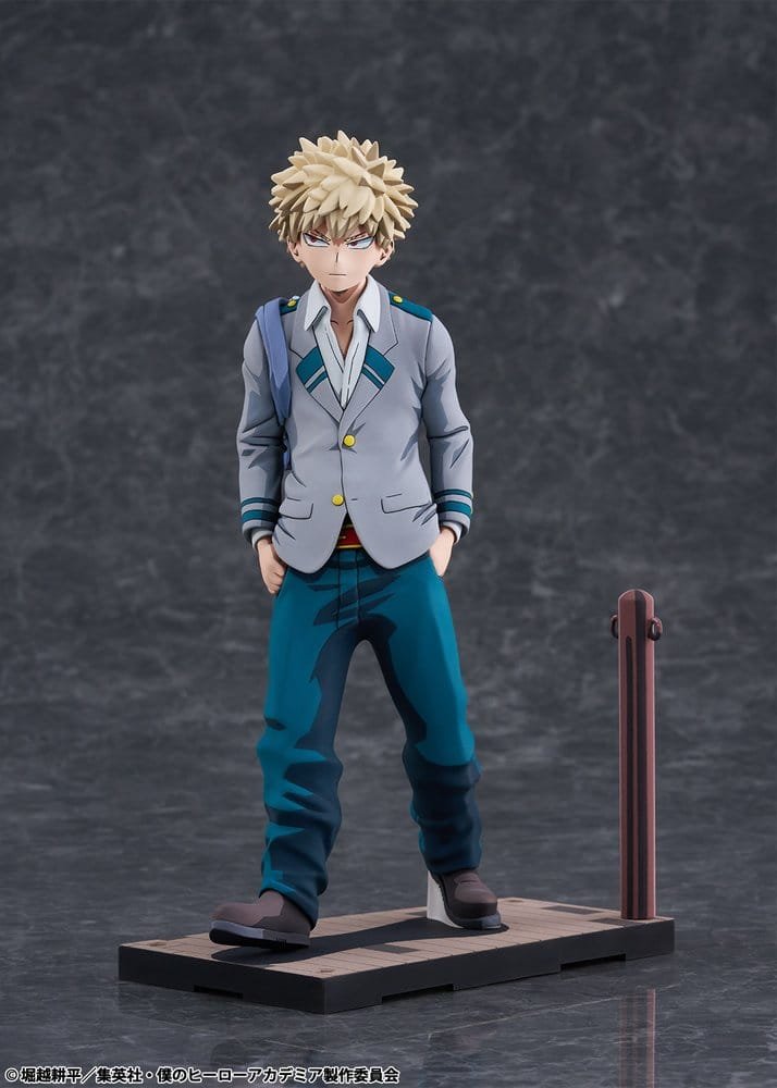 Figura PVC 1/8 de Katsuki Bakugo (U.A. High School Uniform - 2Dimensioning Ver.) en My Hero Academia por Tomy - Imagen 3