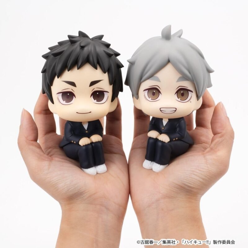 Pack de 2 figuras Look Up de Daichi Sawamura & Koushi Sugawara (incluye 2 mini cojines) en Haikyu!! por MegaHouse